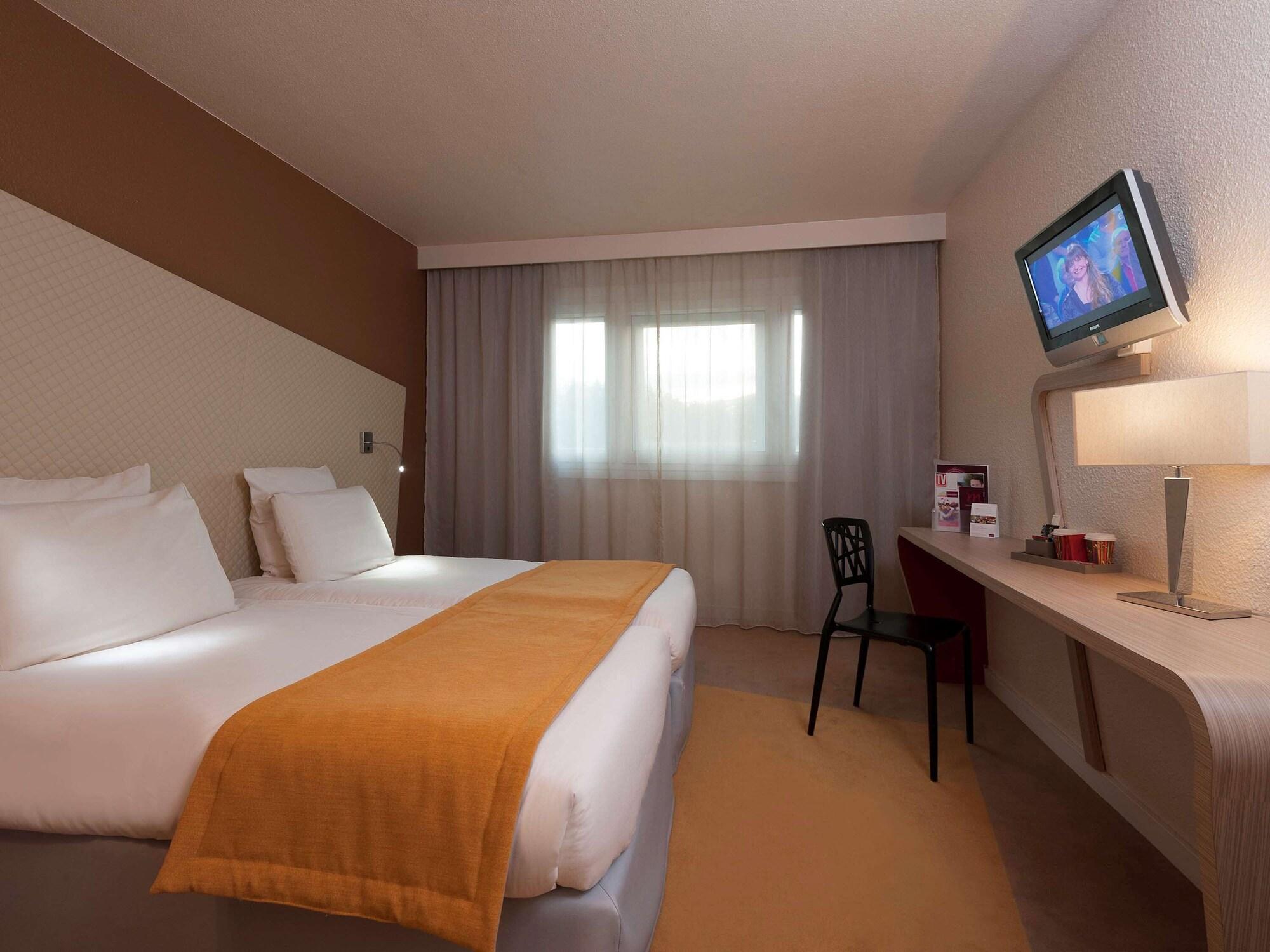 Mercure Paris Le Bourget Aeroport Le Blanc-Mesnil Dış mekan fotoğraf