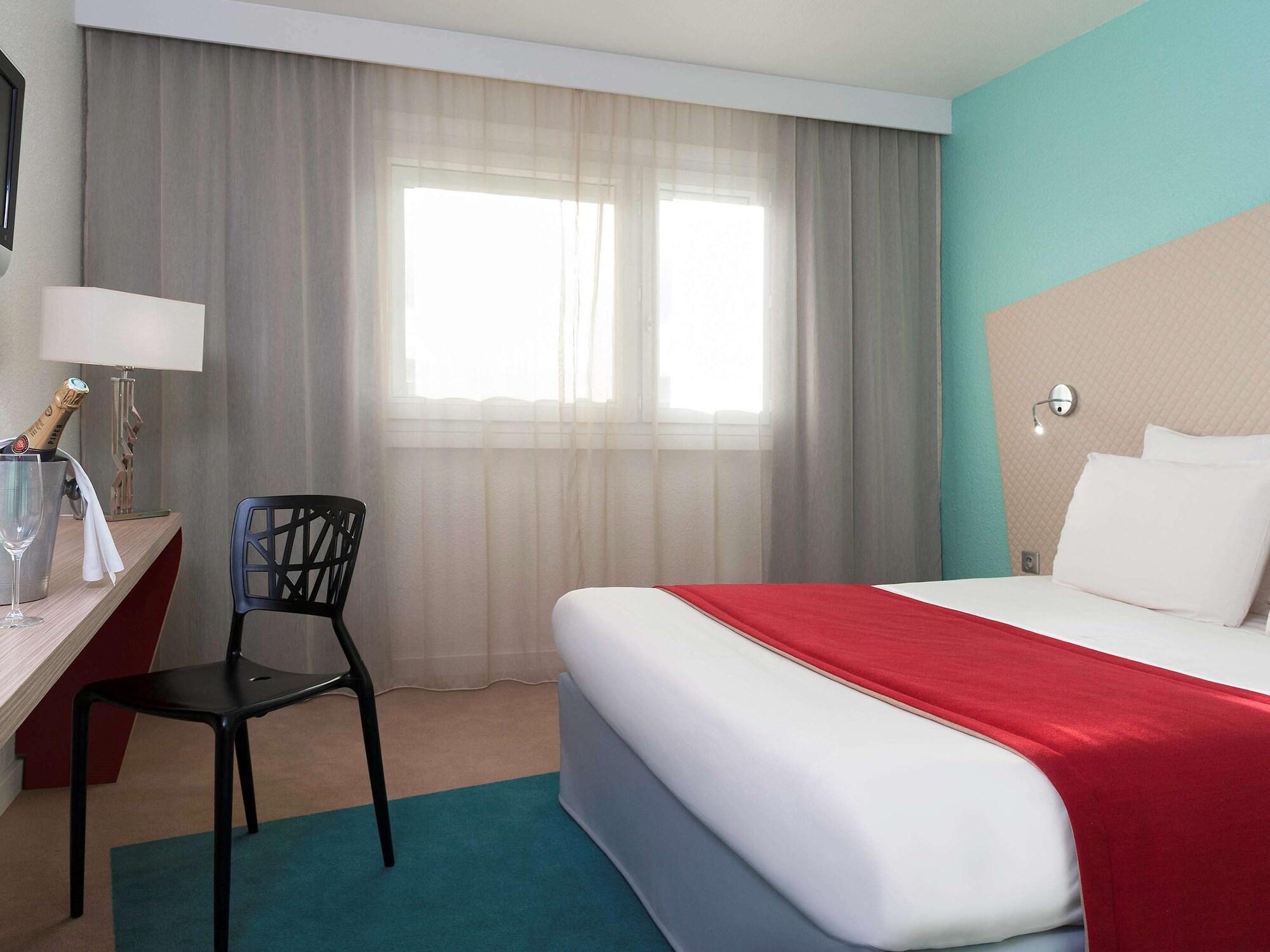 Mercure Paris Le Bourget Aeroport Le Blanc-Mesnil Dış mekan fotoğraf
